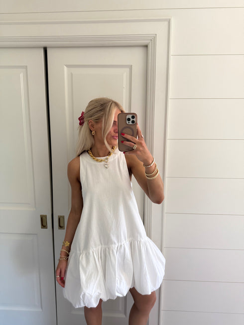 Zoe Dress// White